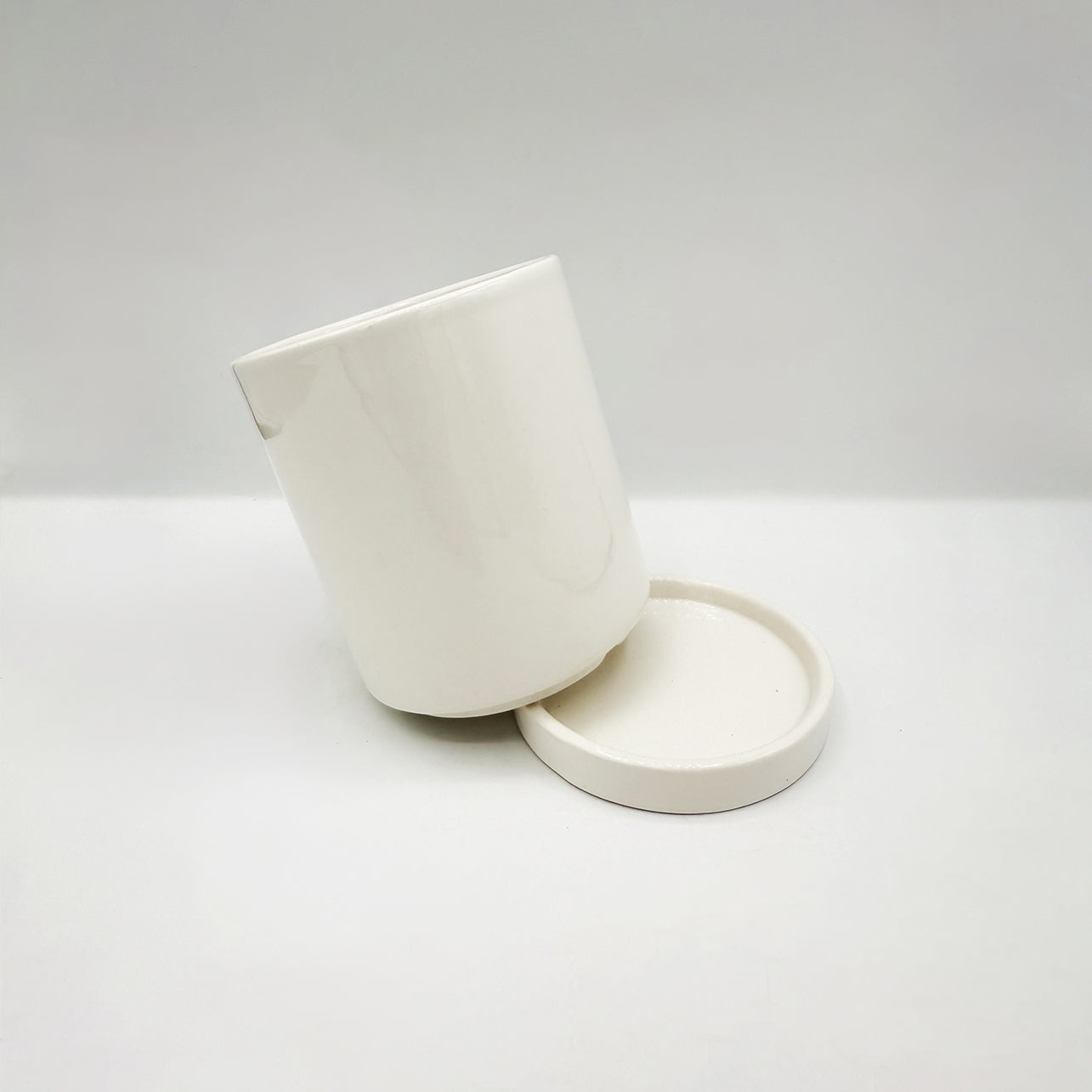 Ceramic Pot – Light Bio